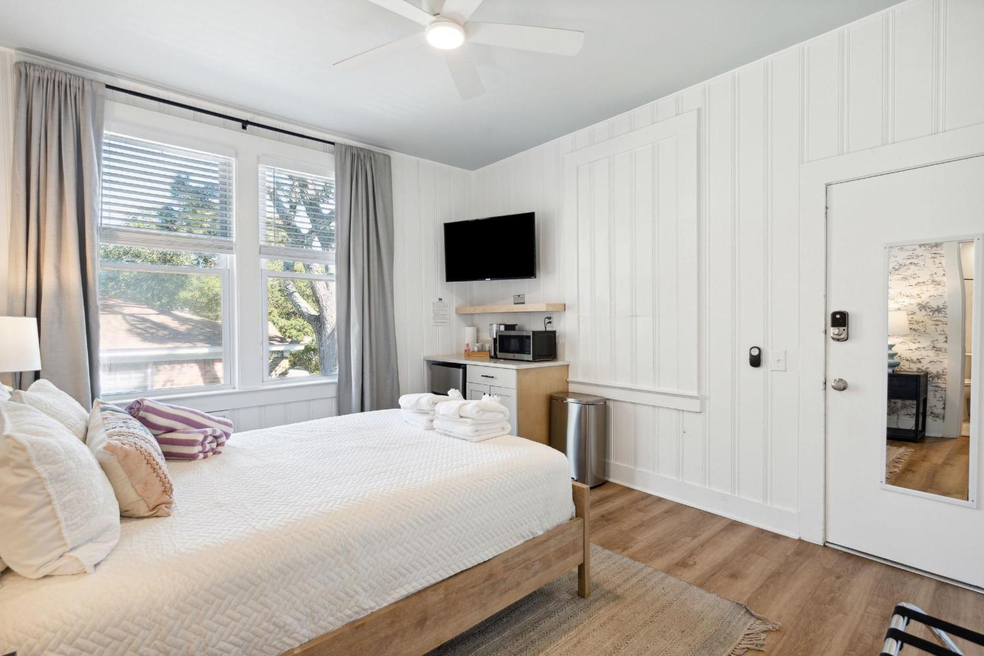 Folliday Inn - The Ariston - Room 34 Folly Beach Dış mekan fotoğraf